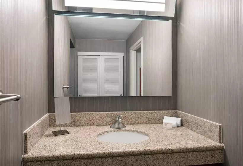 سوییت جونیور, Courtyard By Marriott Maui Kahului Airport