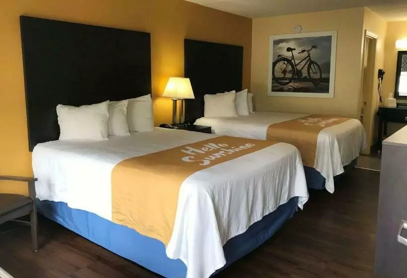 ２ダブルベッドのスタンダードルーム, Days Inn By Wyndham Ridgeland South Carolina