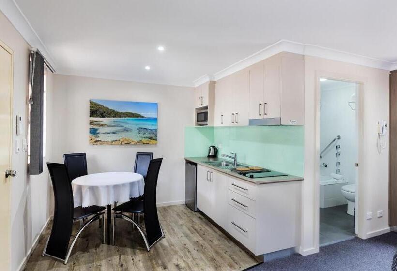 חדק דלוקס עם ג'קוזי, Dolphin Shores