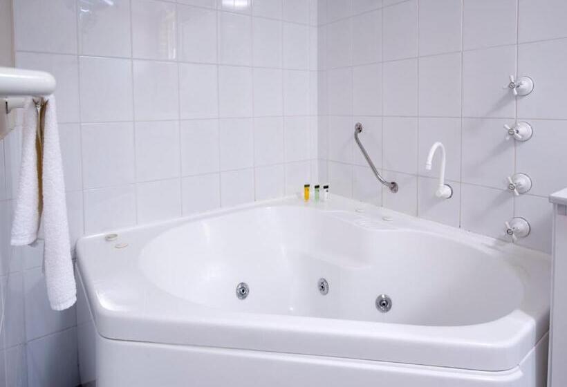 וילת 2 חדרים עם ג'קוזי, Dolphin Shores