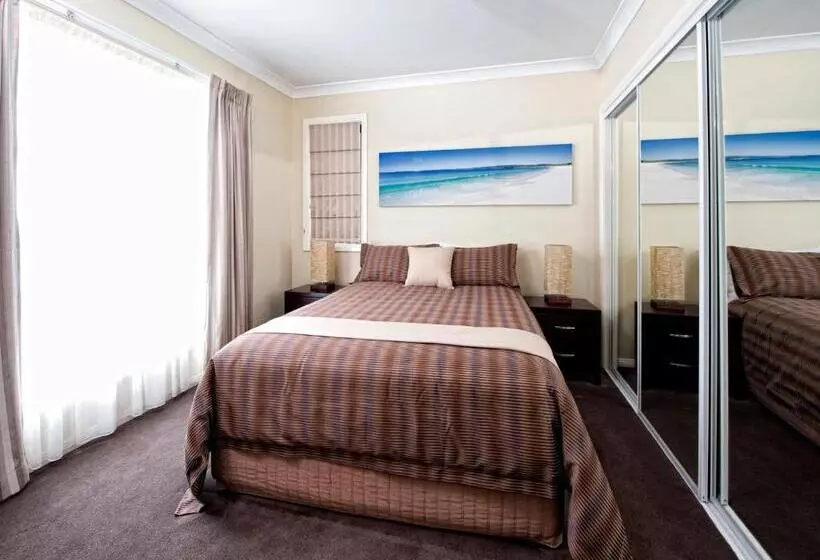3ベッドルームハウス, Dolphin Shores
