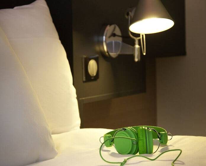 ダブルベッドスタンダードルーム, Ibis Styles Roanne Centre Gare