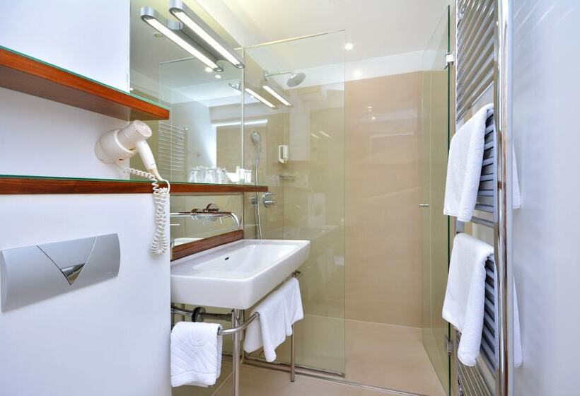 标准间, Jupiter Luxury