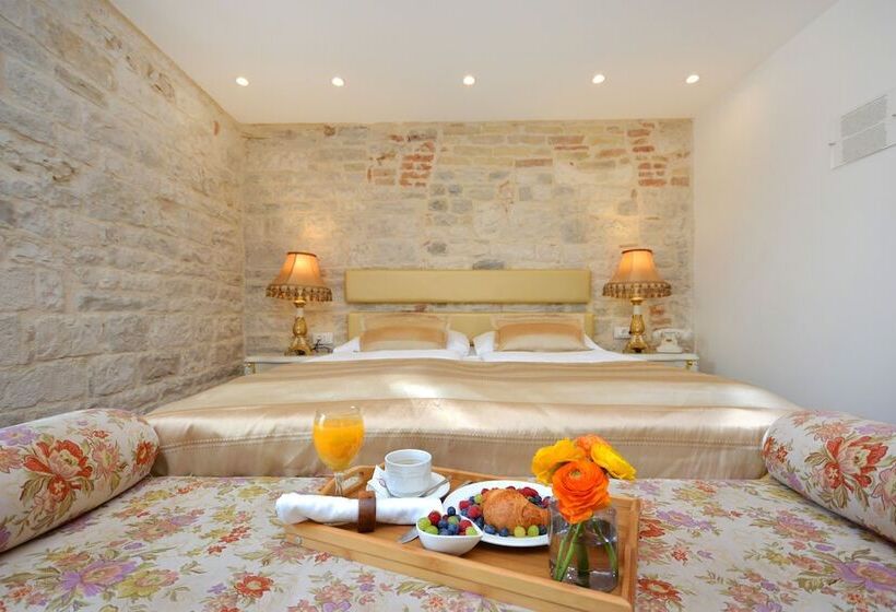 标准间, Jupiter Luxury