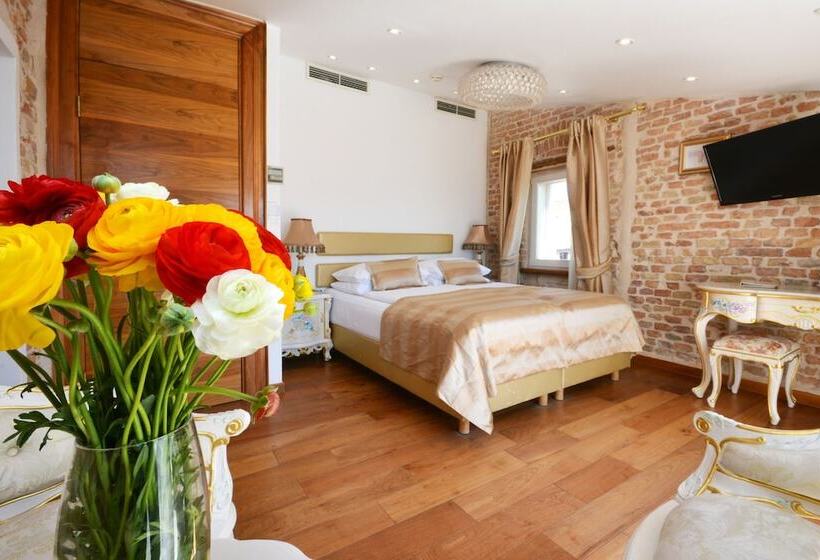 디럭스 룸, Jupiter Luxury