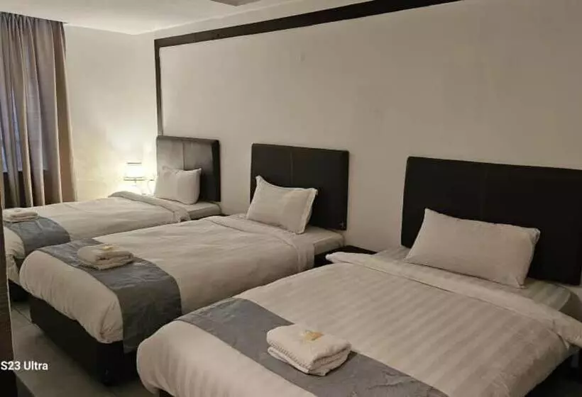 スーペリアトリプルルーム, Le Hotel Kota Kinabalu