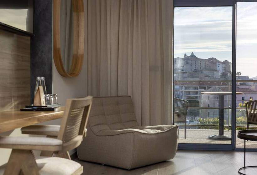 Family Suite, L'acquale