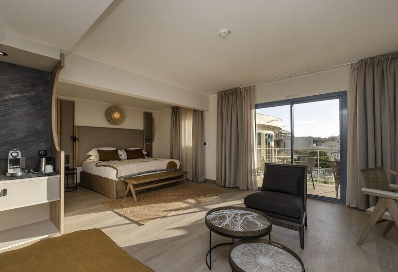 سوییت خانوادگی, L'acquale