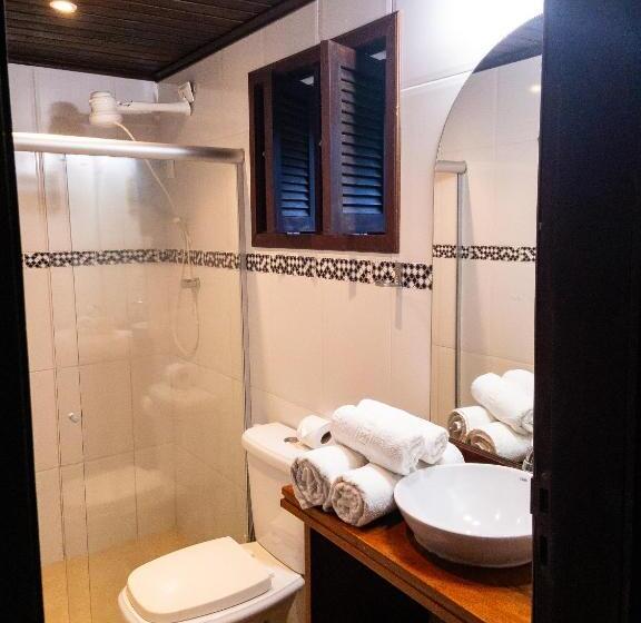 带阳台的豪华间, Pousada Berro Do Jeguy