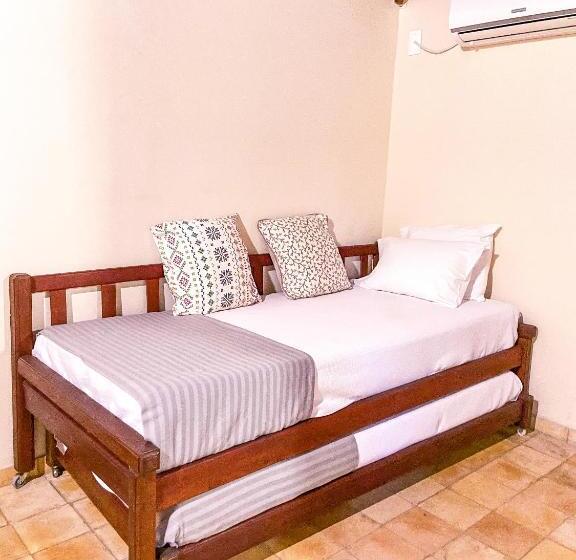 スタンダード４人部屋, Pousada Berro Do Jeguy