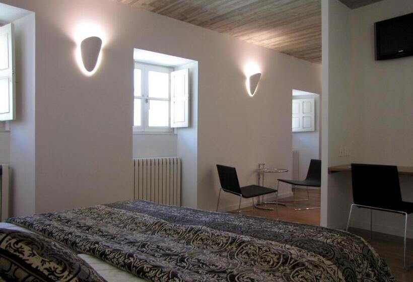 غرفة قياسية, Roncesvalles