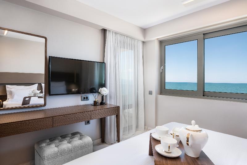 Люкс с Бассейном, Porto Platanias Beach Luxury Selection - Adults Only