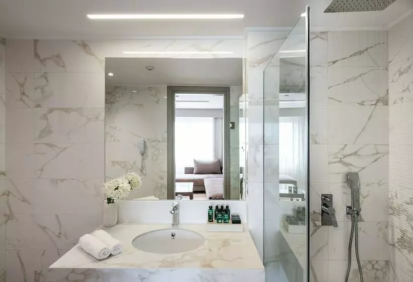 اتاق اساندارد با چشم‌انداز جانبی به دریا, Porto Platanias Beach Luxury Selection - Adults Only