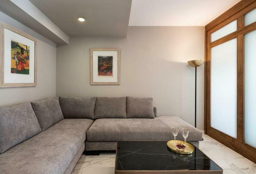 套房配有游泳池, Porto Platanias Beach Luxury Selection - Adults Only