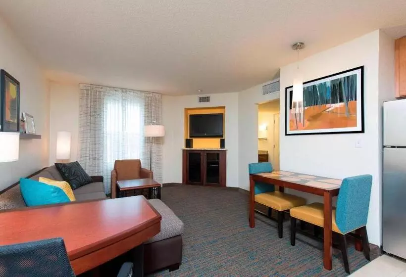 ２ベッドスイートルーム, Residence Inn Toledo Maumee