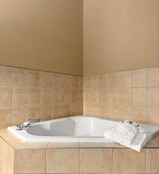 스위트 킹사이즈 침대, Surestay Plus Hotel By Best Western Portland Route 52 West