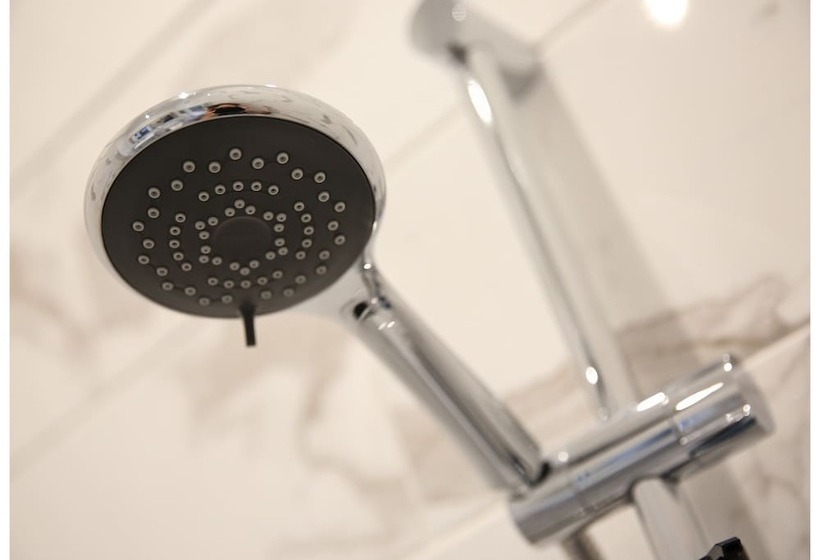 スーペリアールーム, Latimer House