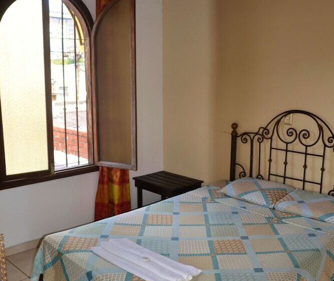 غرفة قياسية فردية, Villa Florencia Centro Histórico