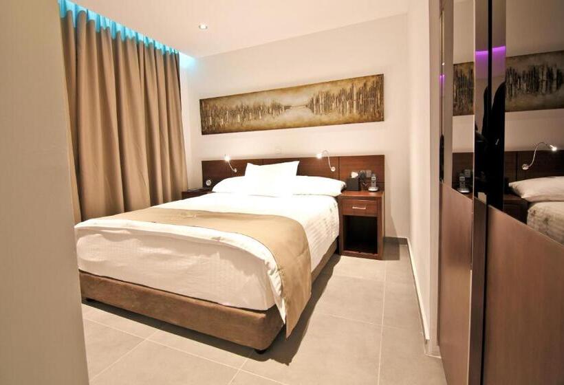 اتاق استاندارد, Achilleos City