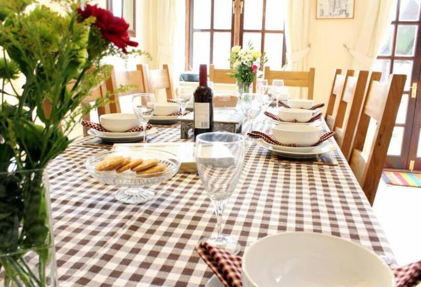 스탠다드 룸, Church Farm Barns