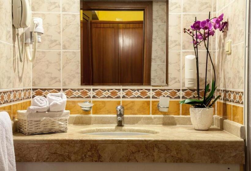 Семейный Номер, Golden Age Crystal Bodrum   All Inclusive