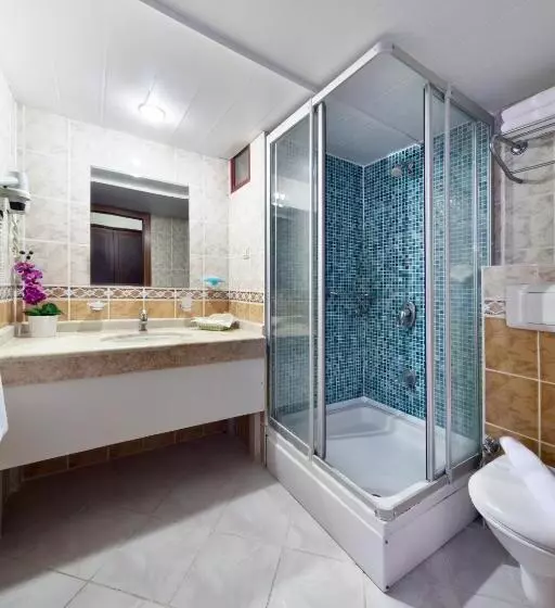 Perhehuone, Golden Age Crystal Bodrum All Inclusive
