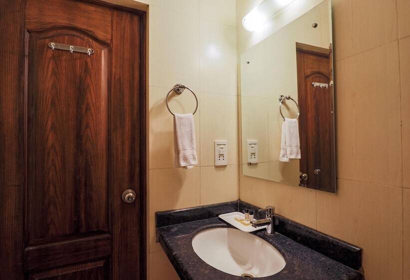 Quarto Superior, Dewdrop Le Seasons Beach Resort