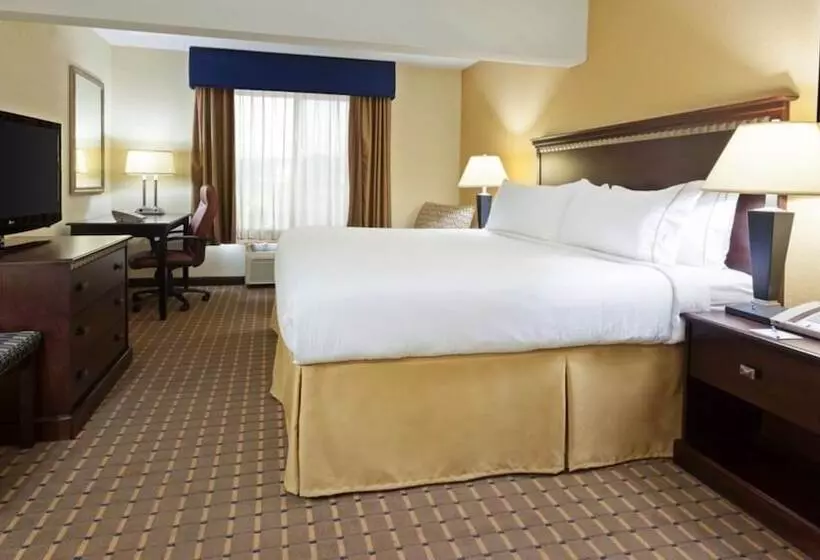 スイート, Holiday Inn Express & Suites   Smithfield/selma, An Ihg