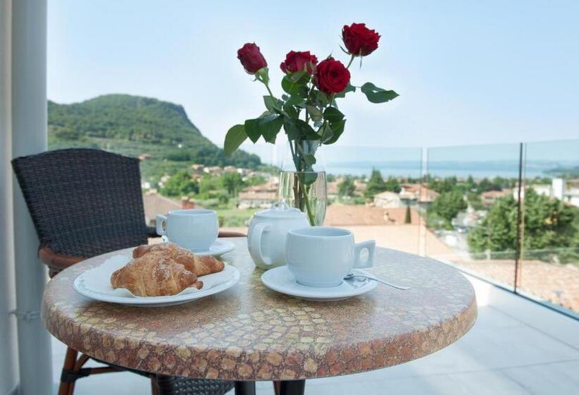 Люкс Повышенной Комфортности, Italia