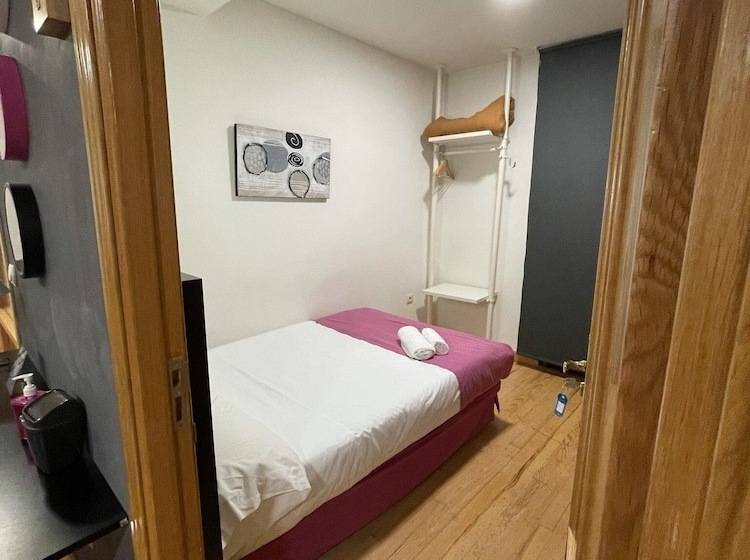 اتاق سوپریور یک تخته, Kubik