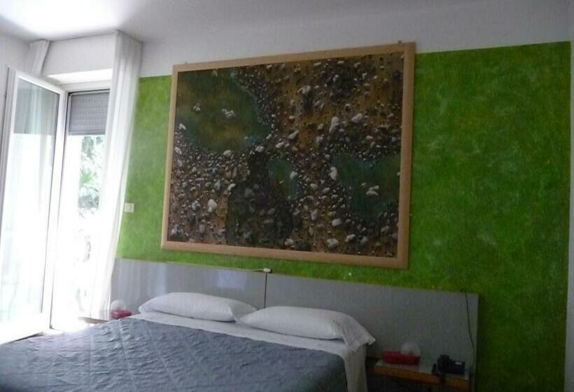 Номер Стандарт, Luna