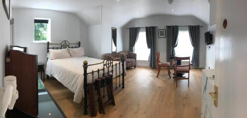 スタンダードスタジオ, Pulteney House