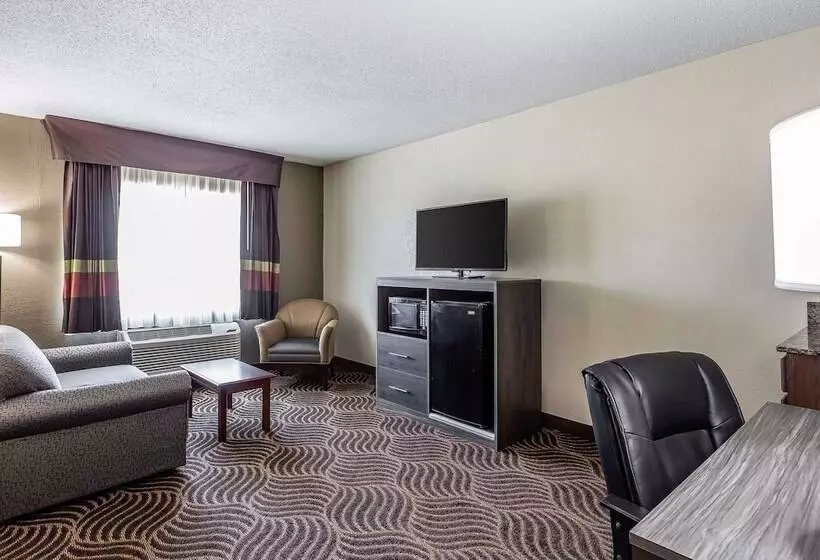 スイート, Quality Inn & Suites