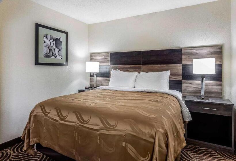Люкс, Quality Inn & Suites