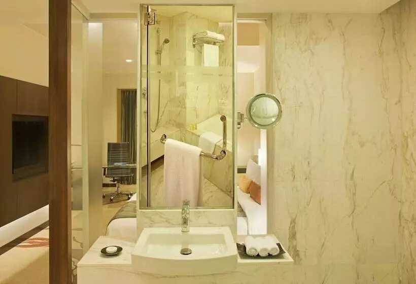 スーペリアールーム, Radisson Blu Hotel Amritsar