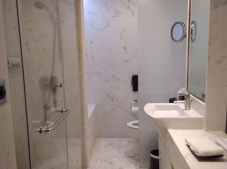 סוויטת ג'וניור, Radisson Blu Hotel Amritsar