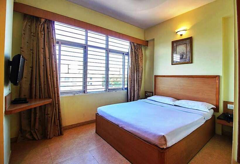 Номер Deluxe, Roopa