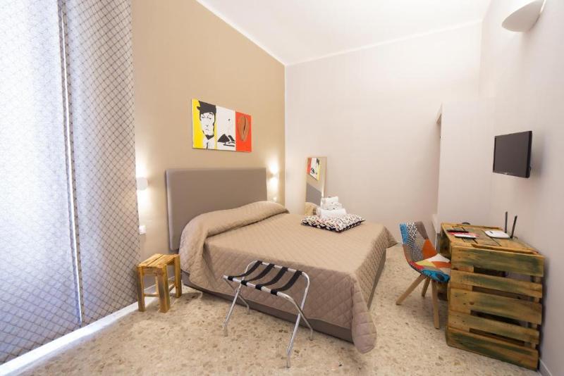 キングサイズベッドのスタンダードルーム, Super 8 By Wyndham Topeka At Forbes Landing