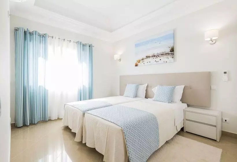 ３ベッドルームのデラックスビラ, Lakeside Country Club   Apartamentos Turísticos