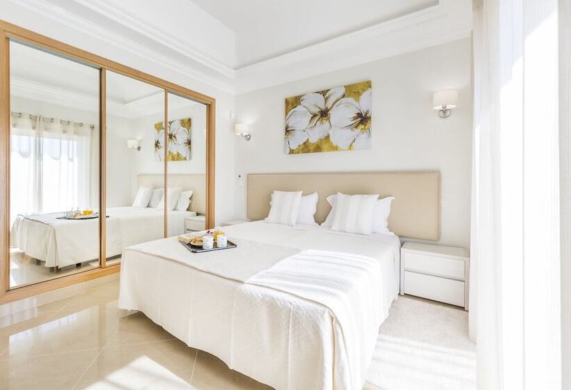 Вилла Deluxe 3 Спальни, Lakeside Country Club   Apartamentos Turísticos