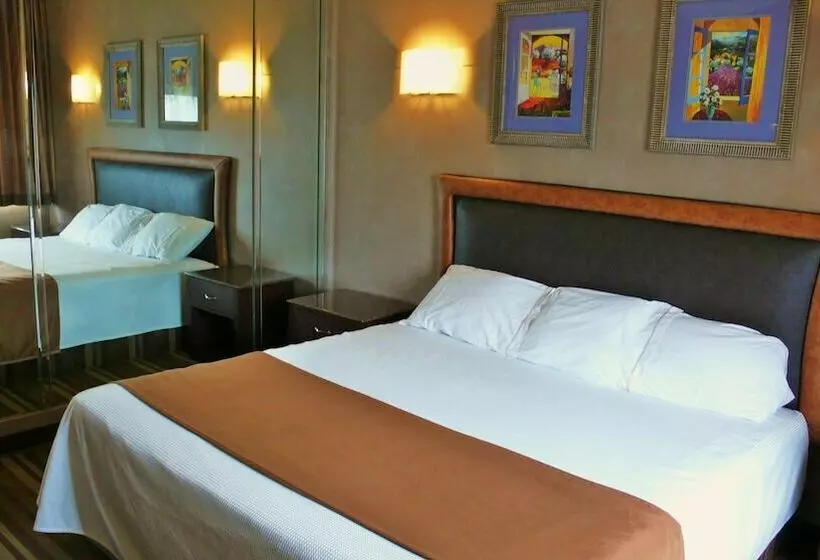 اتاق لوکس, Surfside Motel