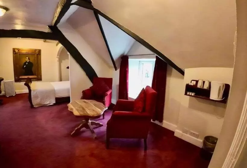 سوییت, The Old Manor House Hotel