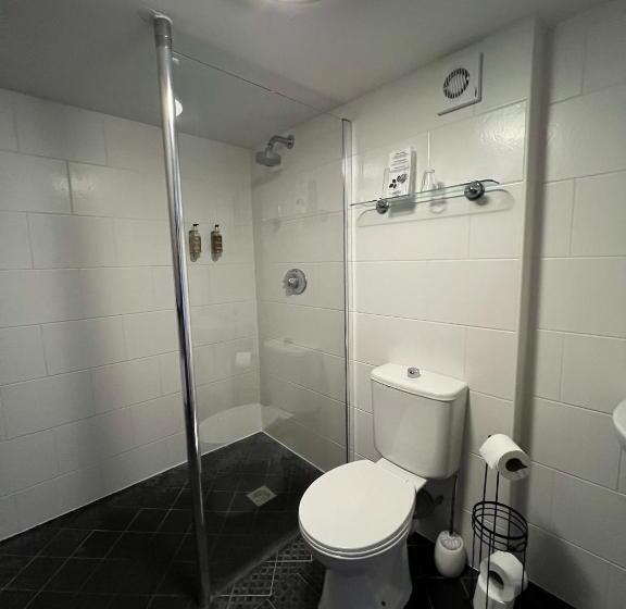 سوییت, The Old Manor House Hotel