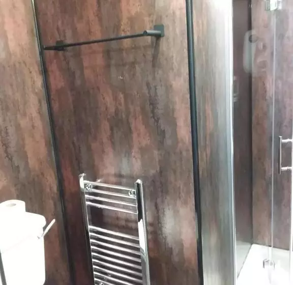 スタンダードシングルルーム, Ivy Braveheart Guest House