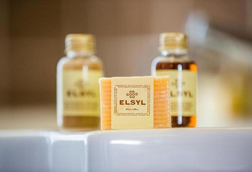 スタンダードルーム, No5 Durley Road Contemporary Serviced Rooms And Suites No Food Available