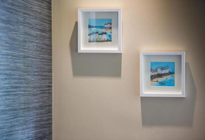 חדר אקזקיוטיב, No5 Durley Road   Contemporary Serviced Rooms And Suites   No Food Available