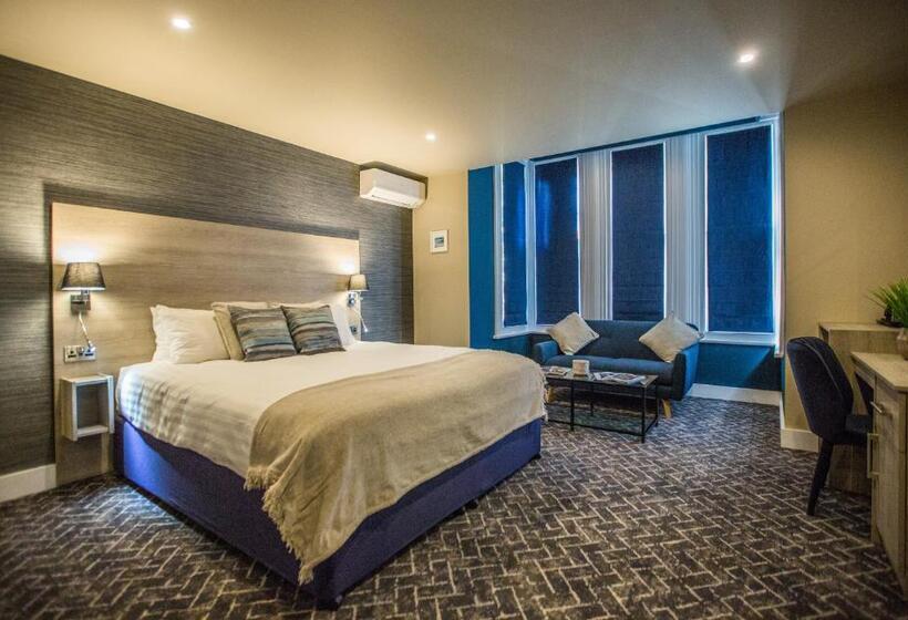 エクゼクティブルーム, No5 Durley Road Contemporary Serviced Rooms And Suites No Food Available