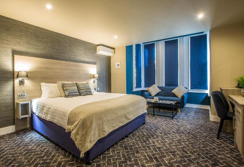 エクゼクティブルーム, No5 Durley Road Contemporary Serviced Rooms And Suites No Food Available