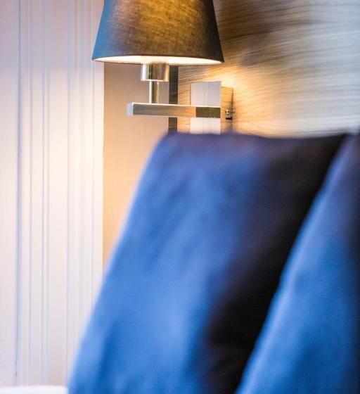 エクゼクティブルーム, No5 Durley Road Contemporary Serviced Rooms And Suites No Food Available