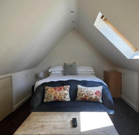 スタンダードスタジオ, No5 Durley Road Contemporary Serviced Rooms And Suites No Food Available